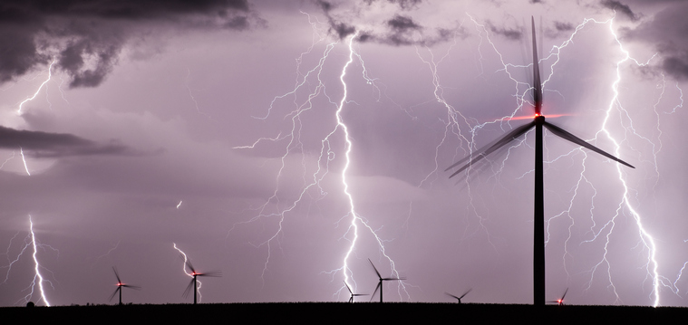 Turbine lightning strike